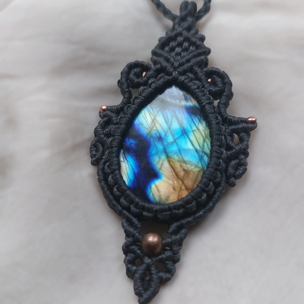 Labradorite Macrame Necklace, a captivating 46ct AAA gemstone teardrop, adjustable up to 53cm/21 inches. Easy to customise for a perfect fit.