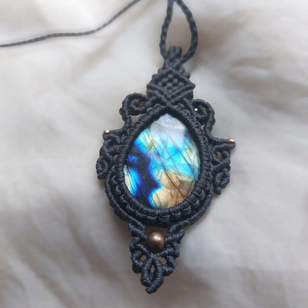 Labradorite Macrame Necklace, a captivating 46ct AAA gemstone teardrop, adjustable up to 53cm/21 inches. Easy to customise for a perfect fit.