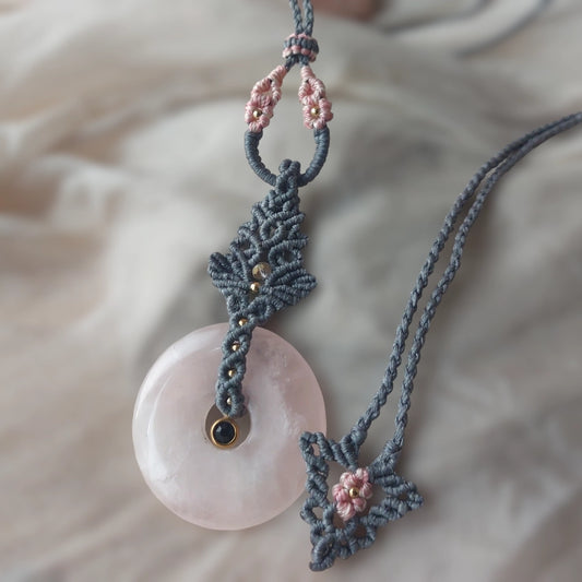 Donut Quartz Macrame Pendant