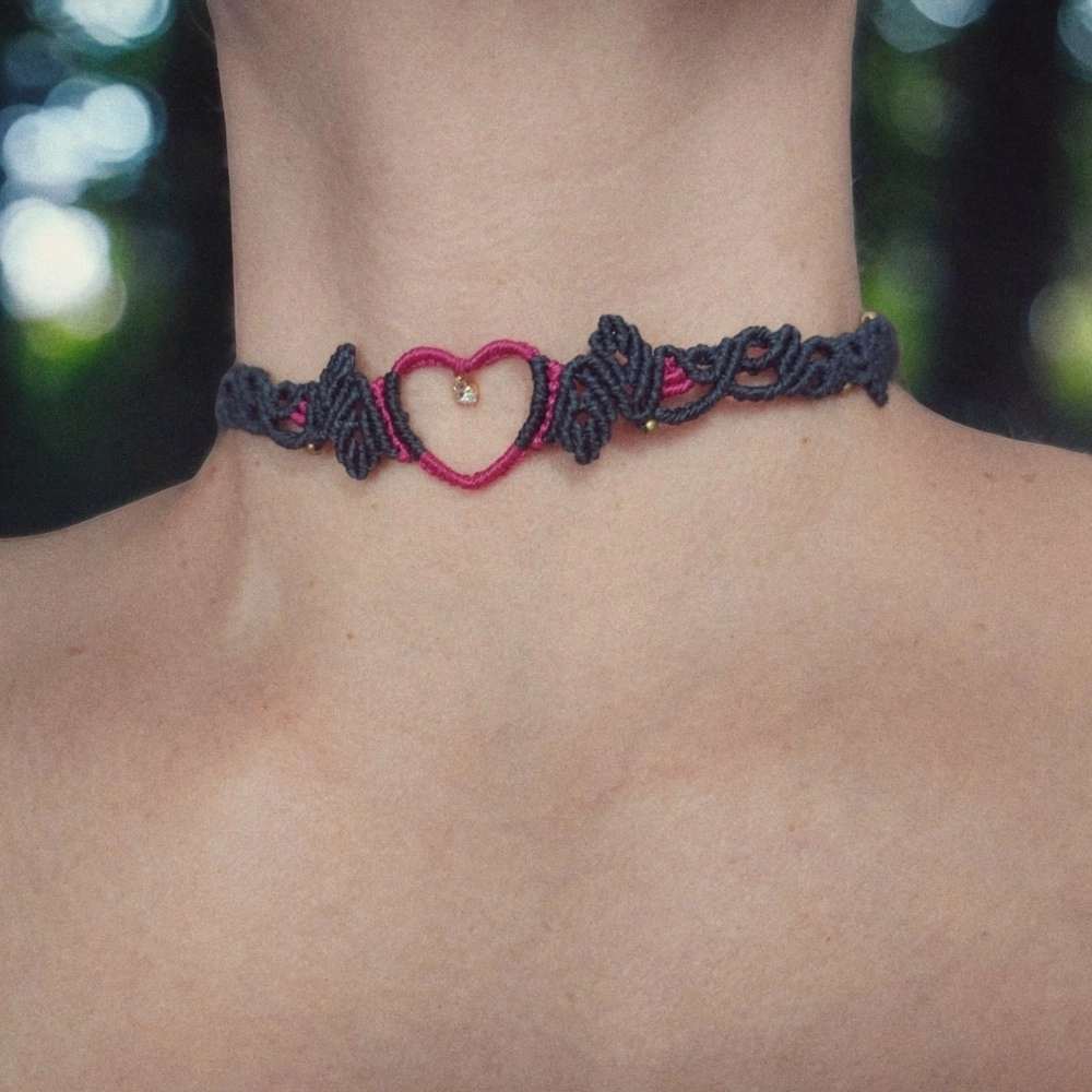 Boho macrame choker features a lovely Rhinestone charm. This necklace is the perfect statement piece for any hippie-style outfit. This versatile piece can be worn as a crew neck necklace or even as a tiara.