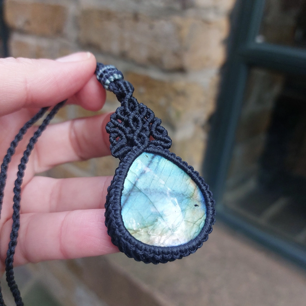 Labradorite Macrame Necklace