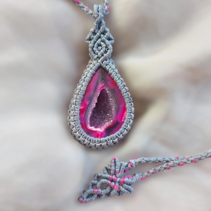 This handcrafted pendant is made with dyed quartz geode The total length of the necklace, including the pendant, measures approximately 50cm /19.8 inches and it is adjustable to fit your preferred length with a convenient slide lock